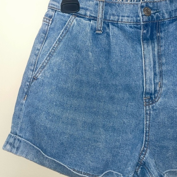 American Eagle High Rise Mom Shorts Size 4 - Picture 2 of 5